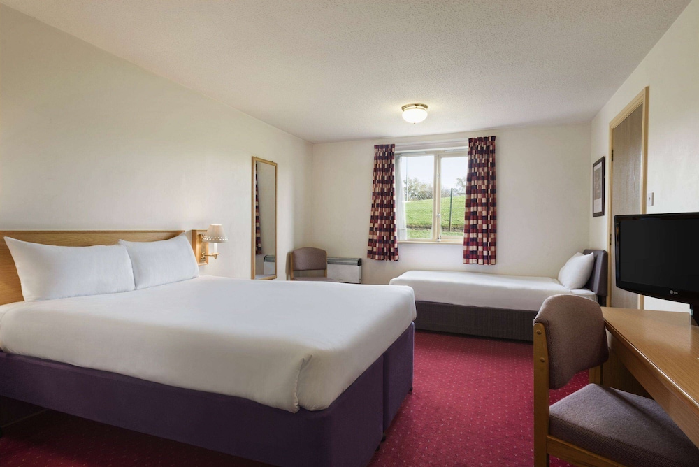 Room, 1 Double Bed with Sofa bed, Non Smoking photo 2