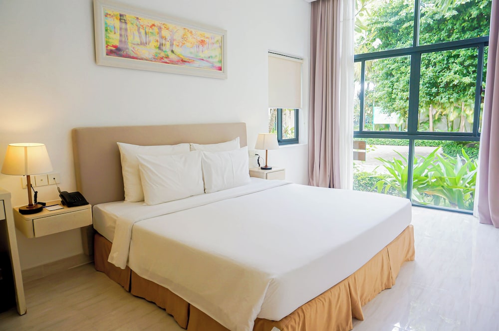 Costa 2 Bedrooms with Balcony