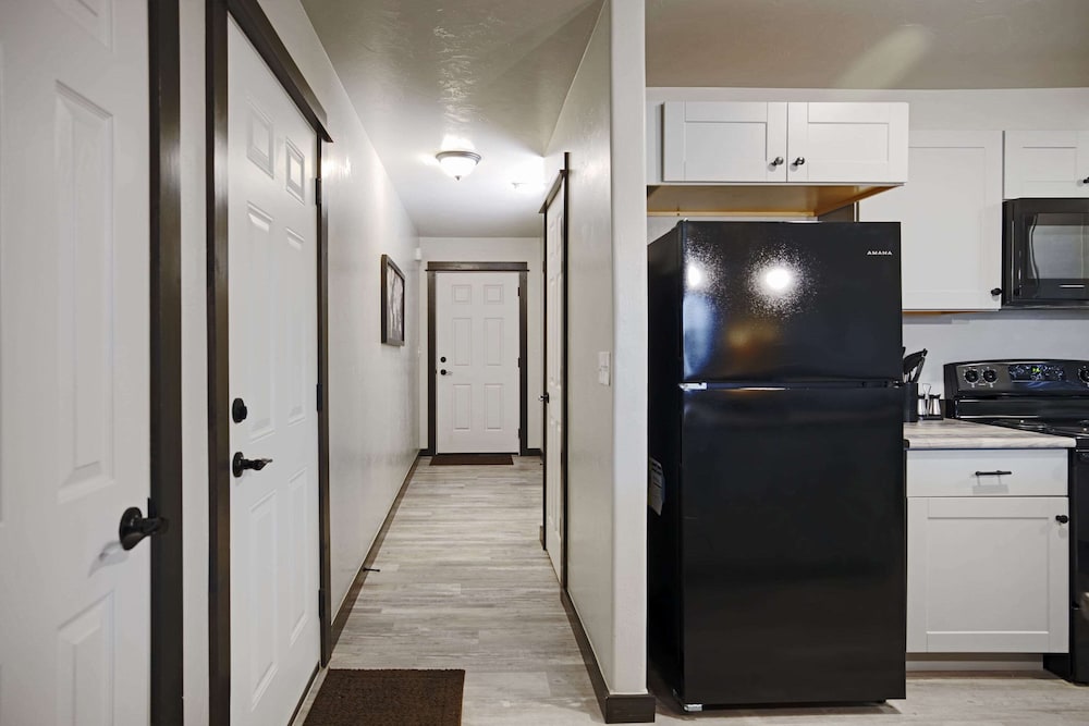 Suite, Multiple Beds, Non Smoking (Upgrade) - Photo 3
