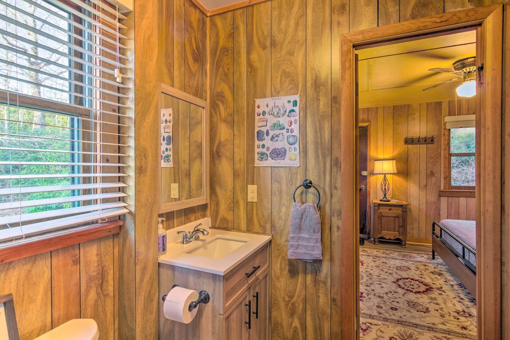 House (2 Bedrooms) photo 2