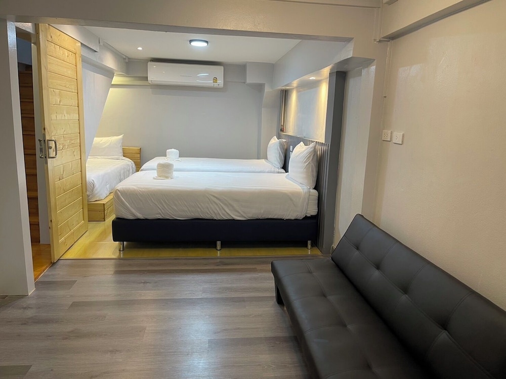 Luxury Triple Room, 1 Bedroom, Non Smoking, Kitchenette photo 3