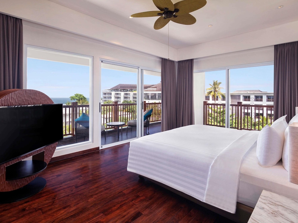 Executive Suite, 1 King Bed - Photo 3