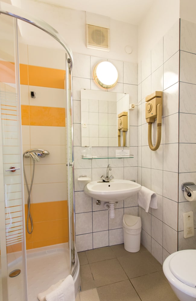Executive Lido Room - Photo 2