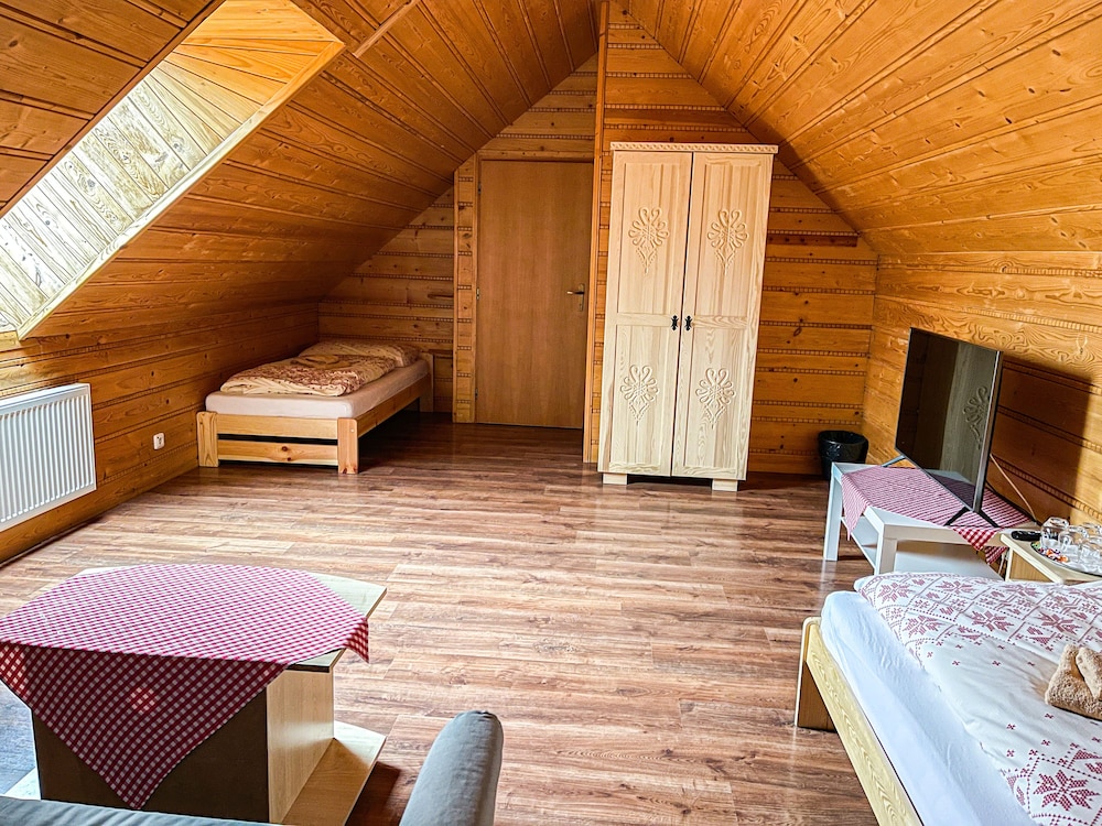 Family Room photo 2