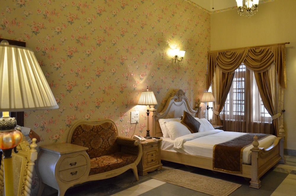Heritage Suite photo 2