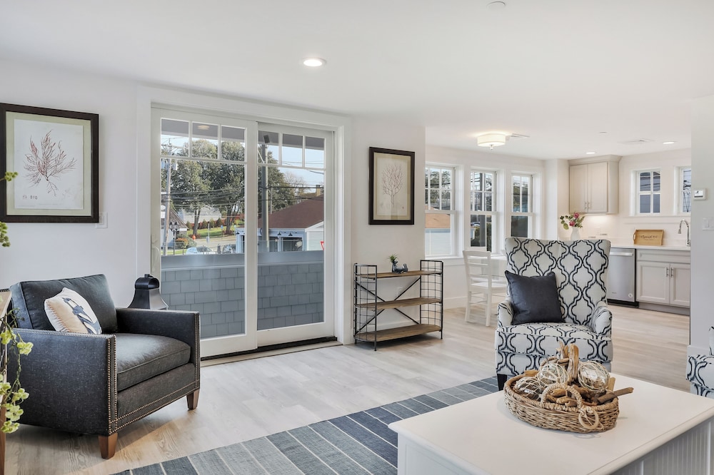 Premium Condo, 1 Bedroom, Balcony, Ocean View