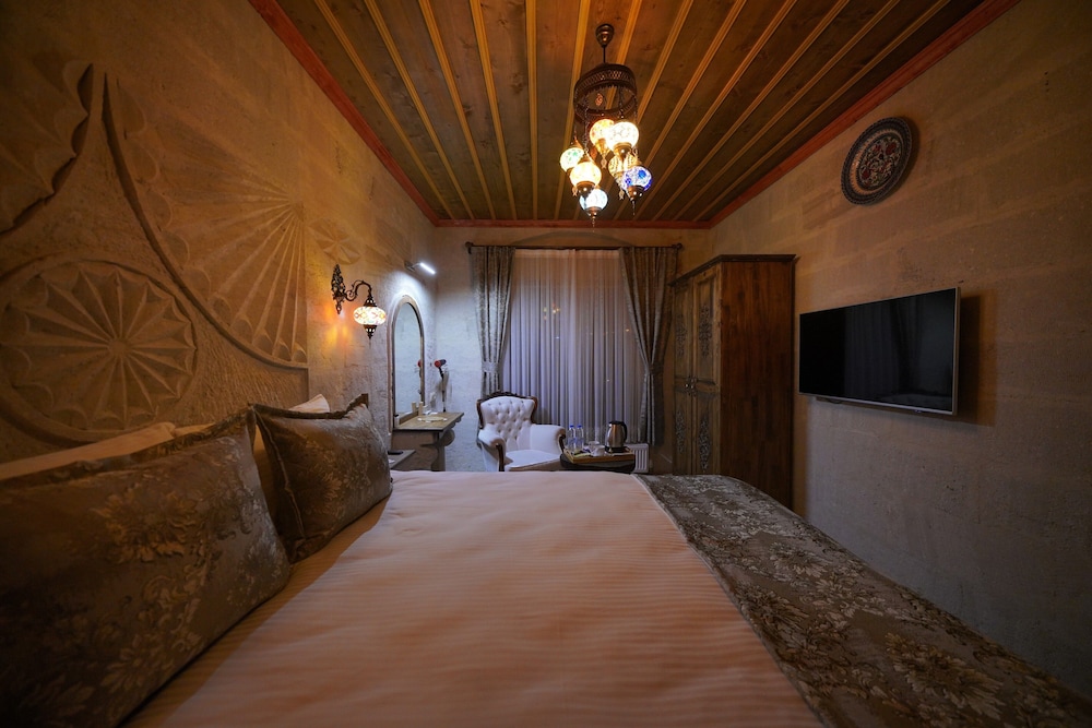 Hanzade Deluxe Stone Room - Photo 9