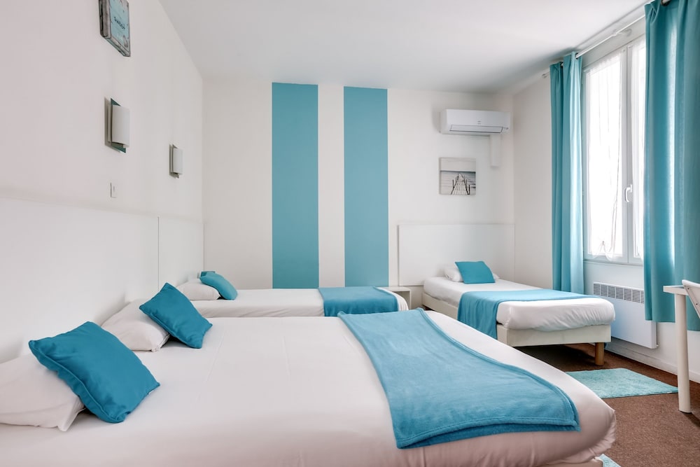 Quadruple Room photo 2