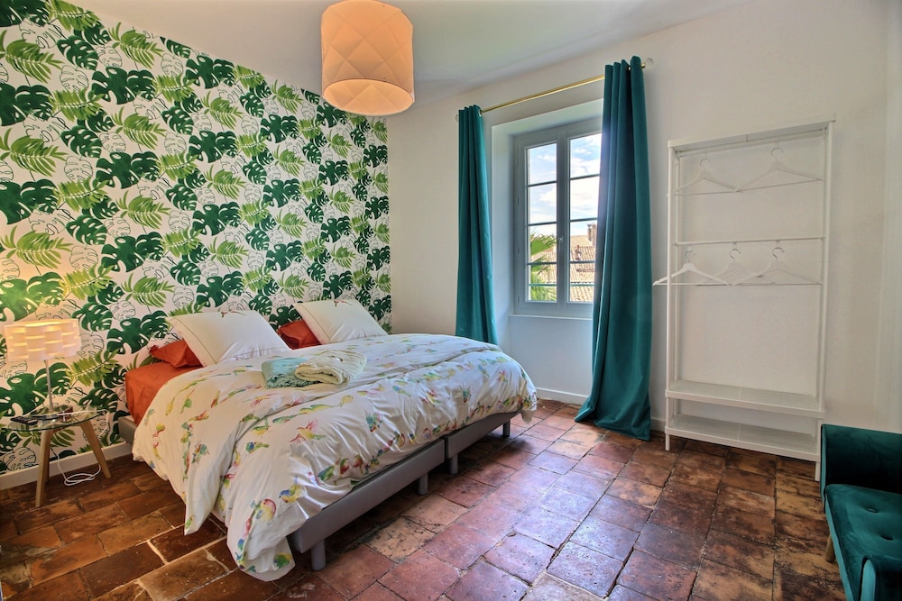Suite (Felicie)