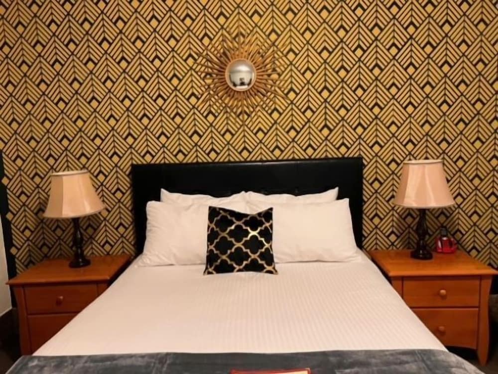 Standard Double Room, Accessible, Ensuite (King-Mountain View) photo 1