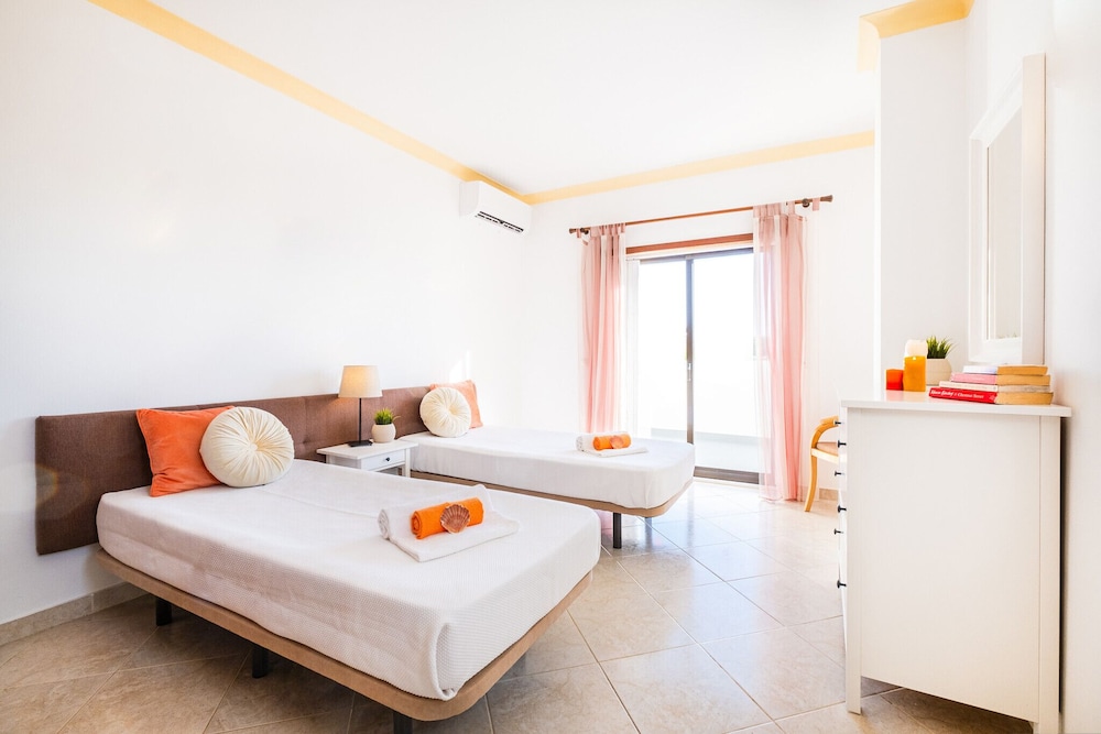 Villa, 4 Bedrooms, Private Pool, Mountain View