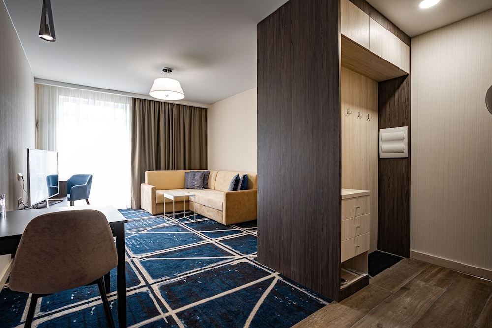 Suite, 2 Twin Beds, Non Smoking photo 3