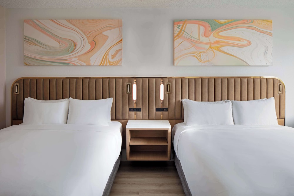 Deluxe Room, 2 Double Beds