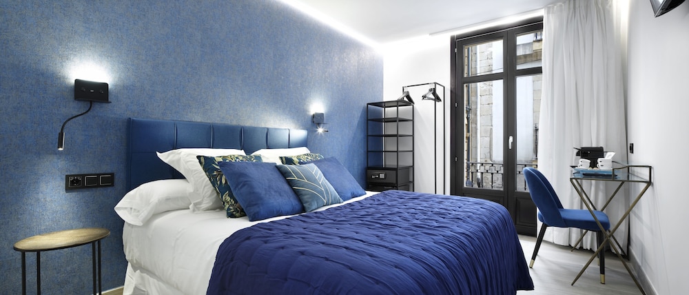 Design Double Room (Elena)