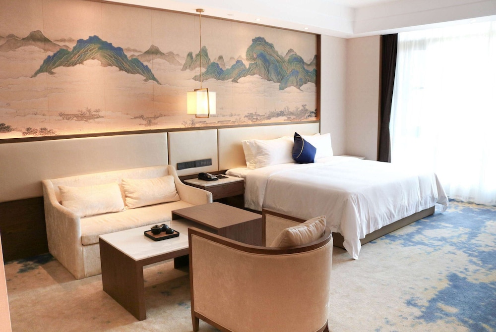 Business Room, 1 Twin Bed, Non Smoking (Deluxe)