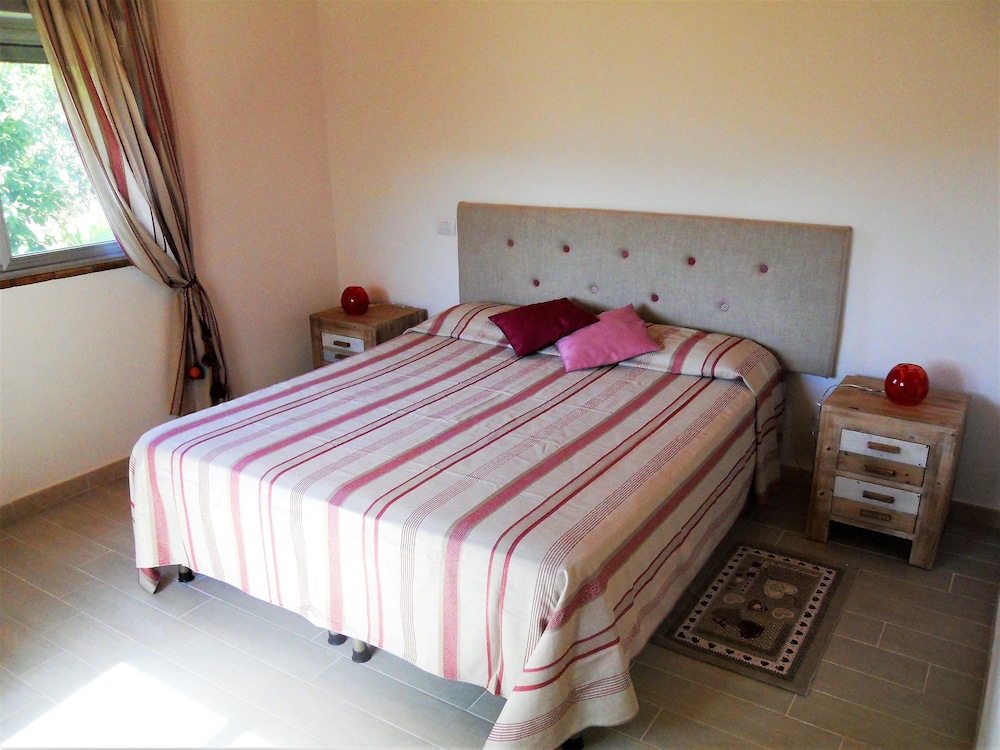 House, 2 Bedrooms