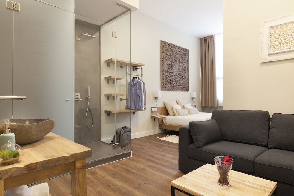 Habitación Doble, 1 Cama King con Sofá Cama