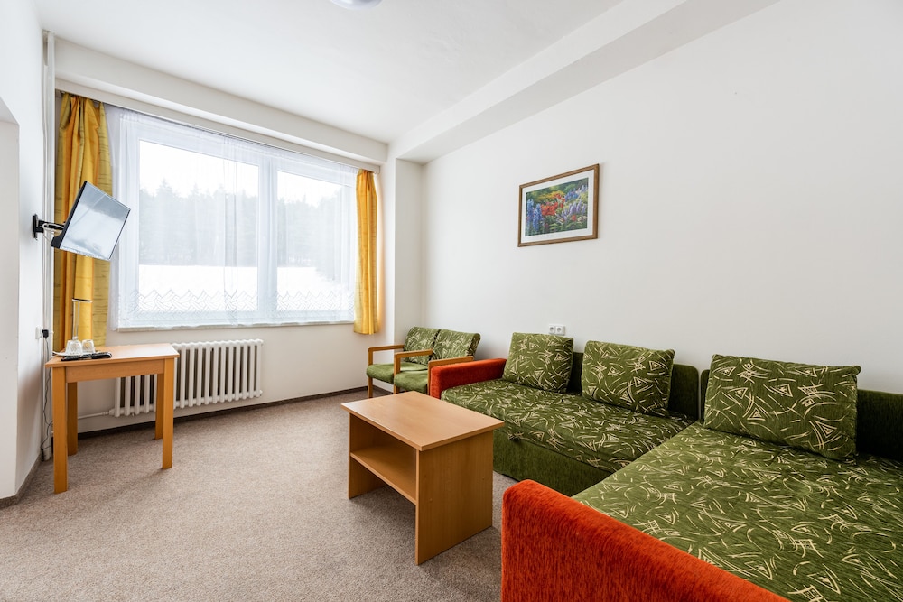 Comfort Triple Room, 1 Bedroom, Connecting Rooms photo 3