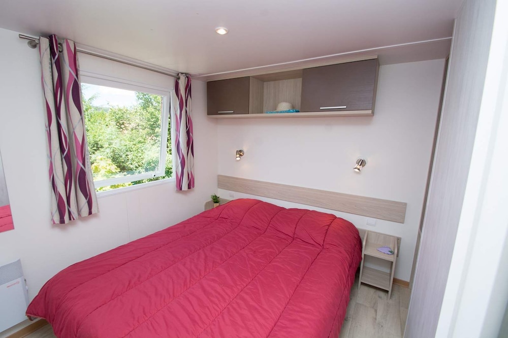 Mobile Home, 2 Bedrooms (Savanah) photo 1