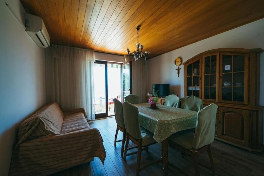 Apartment (Nada - close to the sea and sea view ) photo 2