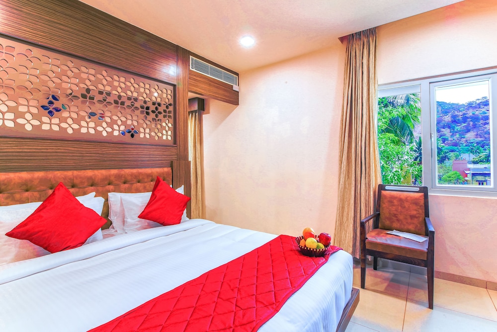 Premium Double Room - Photo 8