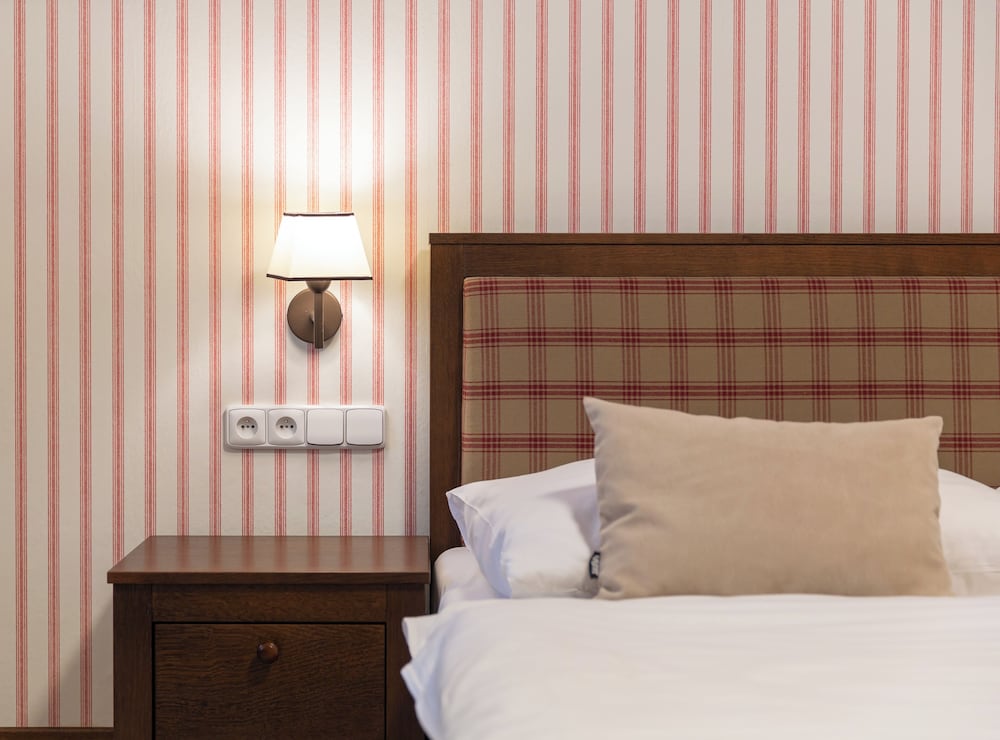 Deluxe Double Room, 1 Queen Bed, Non Smoking photo 2
