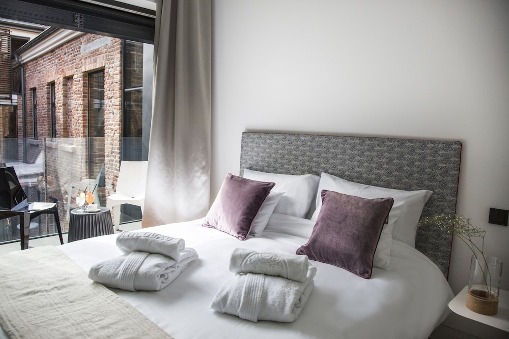 Standard Double Room, 1 Queen Bed