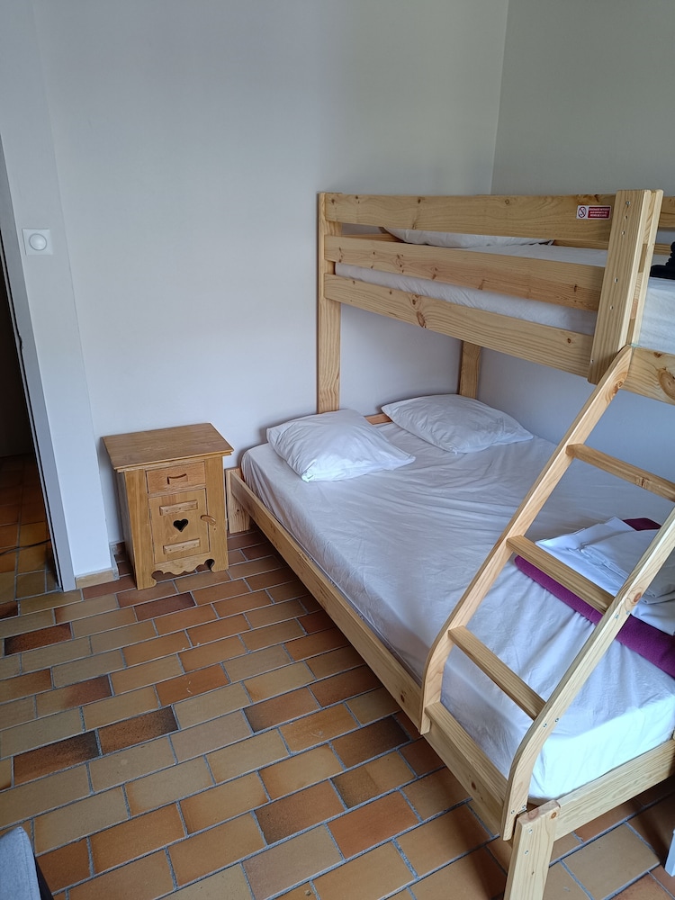 Economy Double Room photo 2