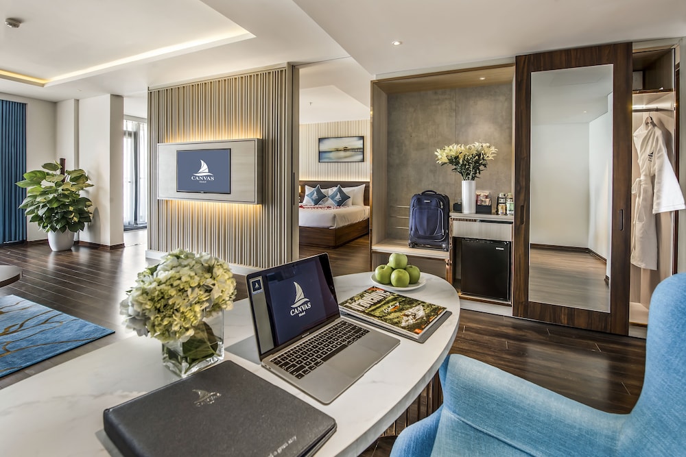 Canvas Suite - Photo 5