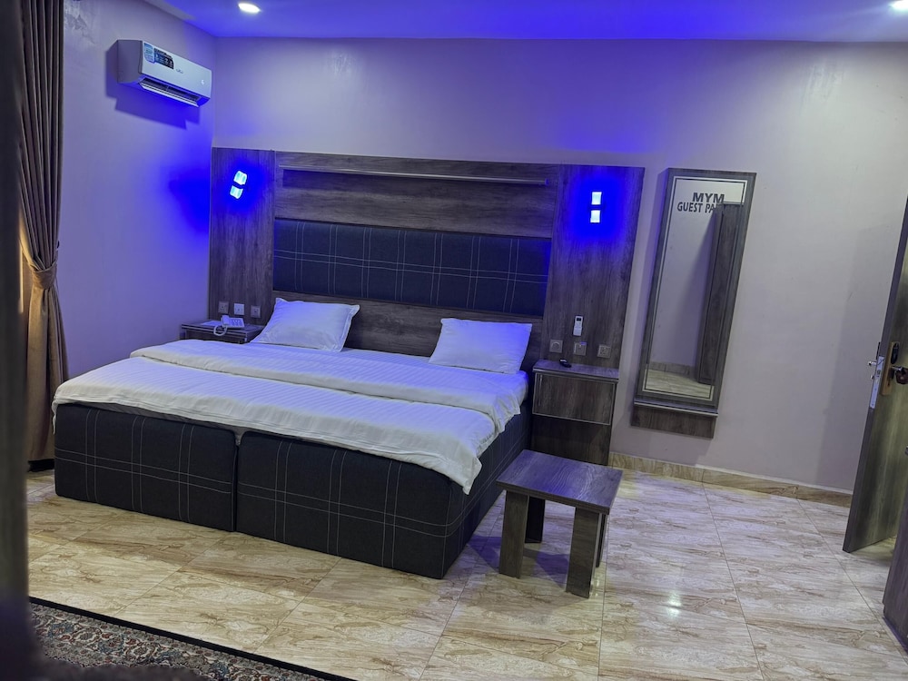 Executive Room photo 1
