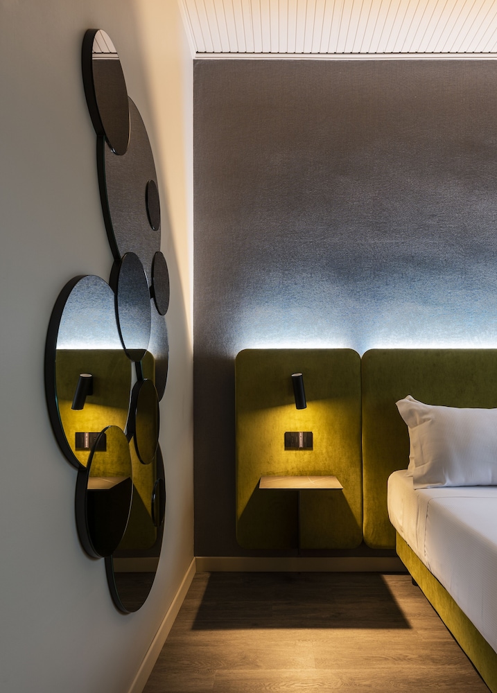 Double Room - Photo 5