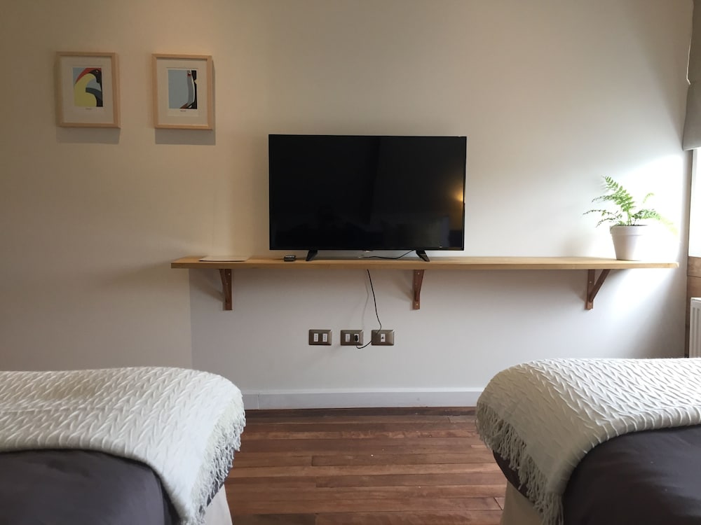Standard Twin Room photo 3