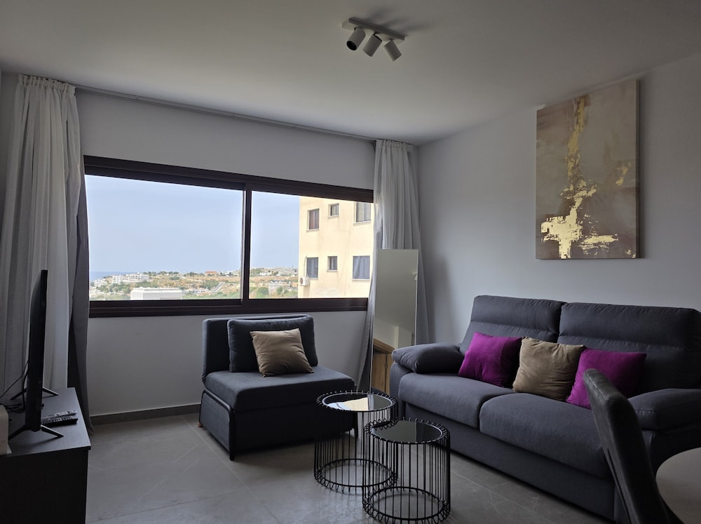 Family Apartment, Partial Ocean View