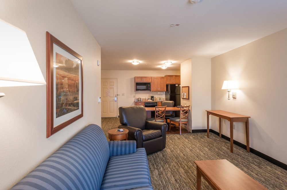 Suite, 1 Bedroom, Accessible (Communications, Mobility) - Photo 4