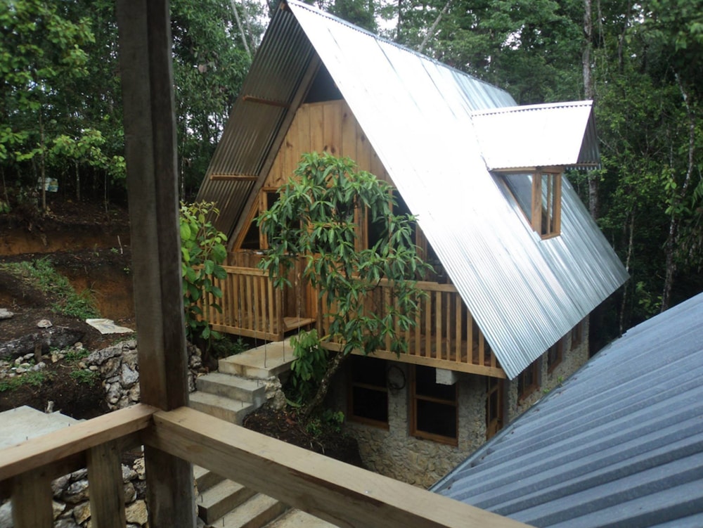 Comfort Quadruple Room, Non Smoking, Garden View (No hot water) photo 2