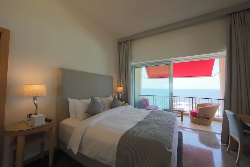Superior Room, Sea View - Photo 3