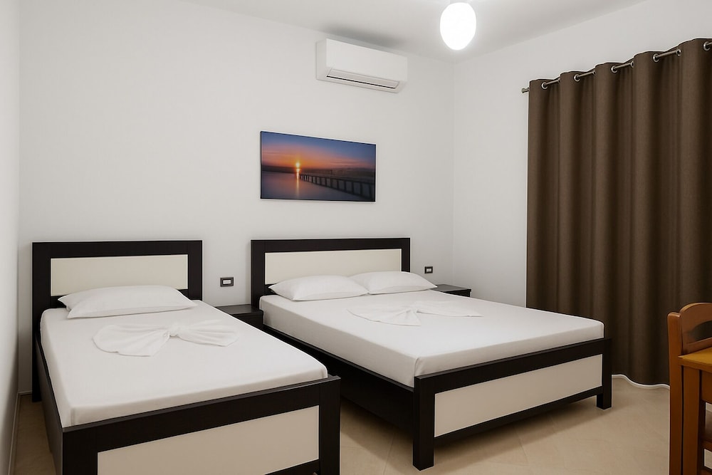 Triple Room, Balcony, City View