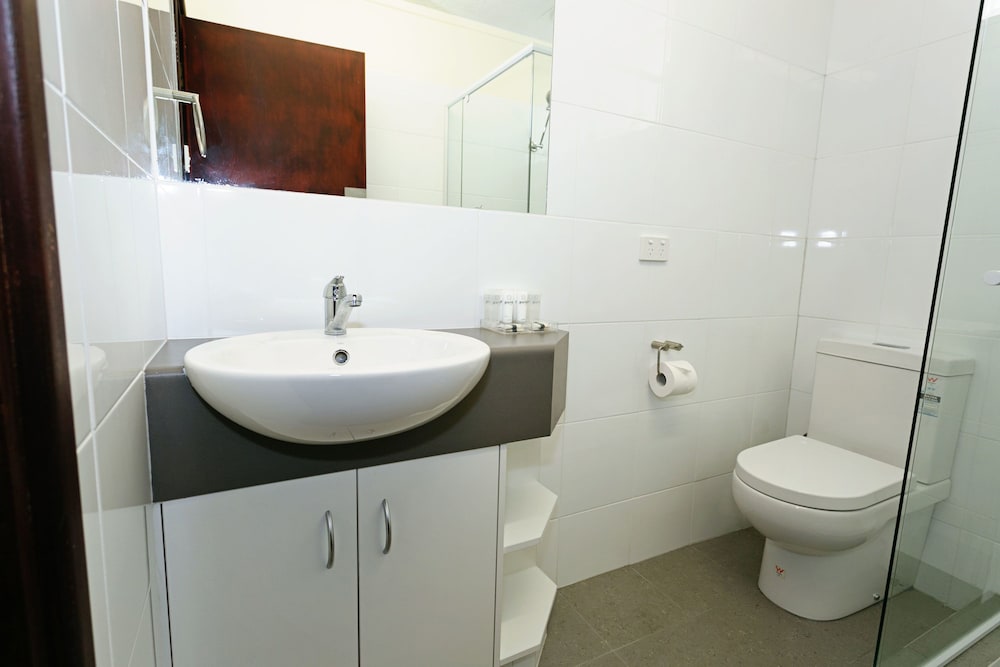 Two-Bedroom Apartment - Photo 5