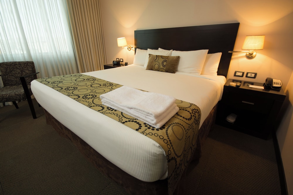 Classic Room, 1 King Bed, City View photo 1