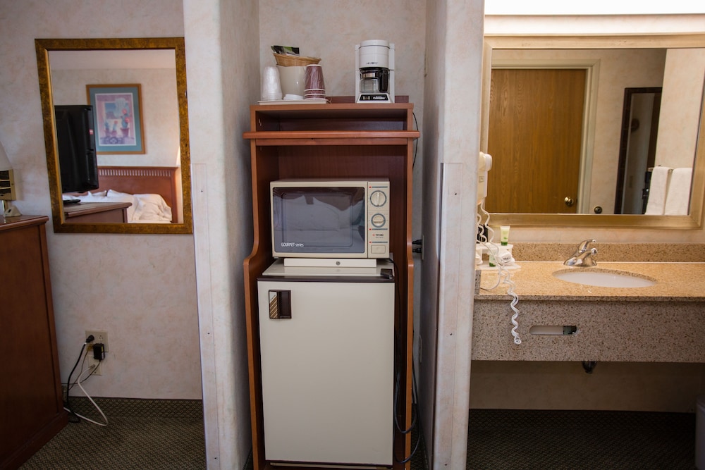 Standard Double Room - Photo 4