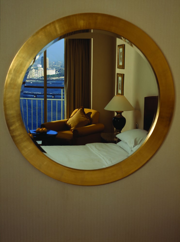 Grand Room With Breakfast