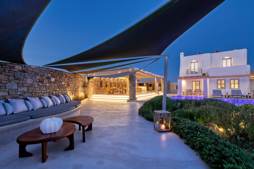 Exclusive Villa, 4 Bedrooms, Sea View (M One) - Photo 27