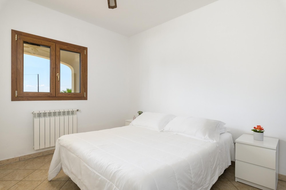 Villa photo 1