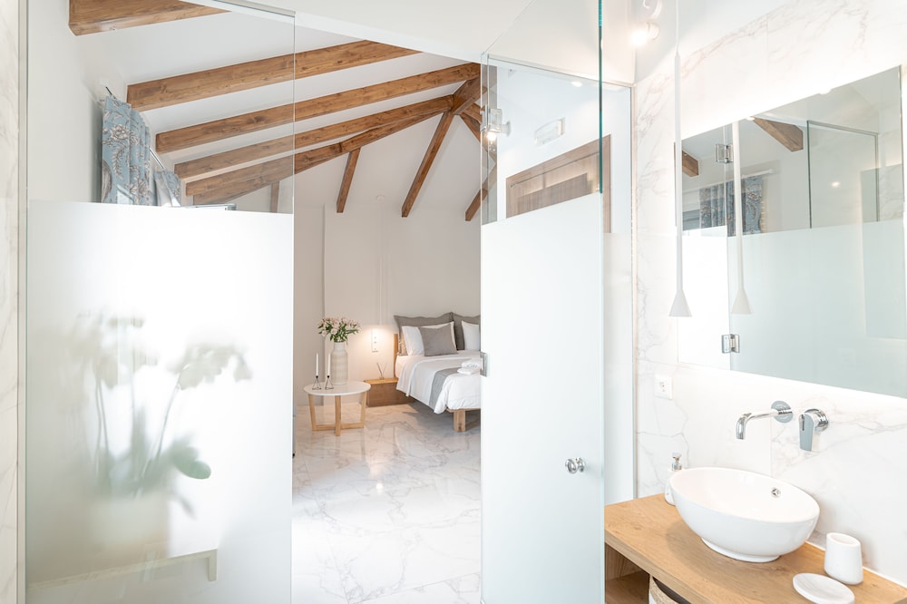 Executive Studio Suite, Terrace photo 3
