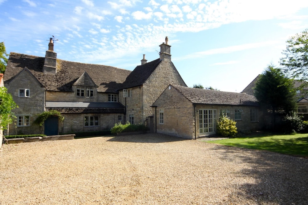 Rectory Farm Barn, Photo 11