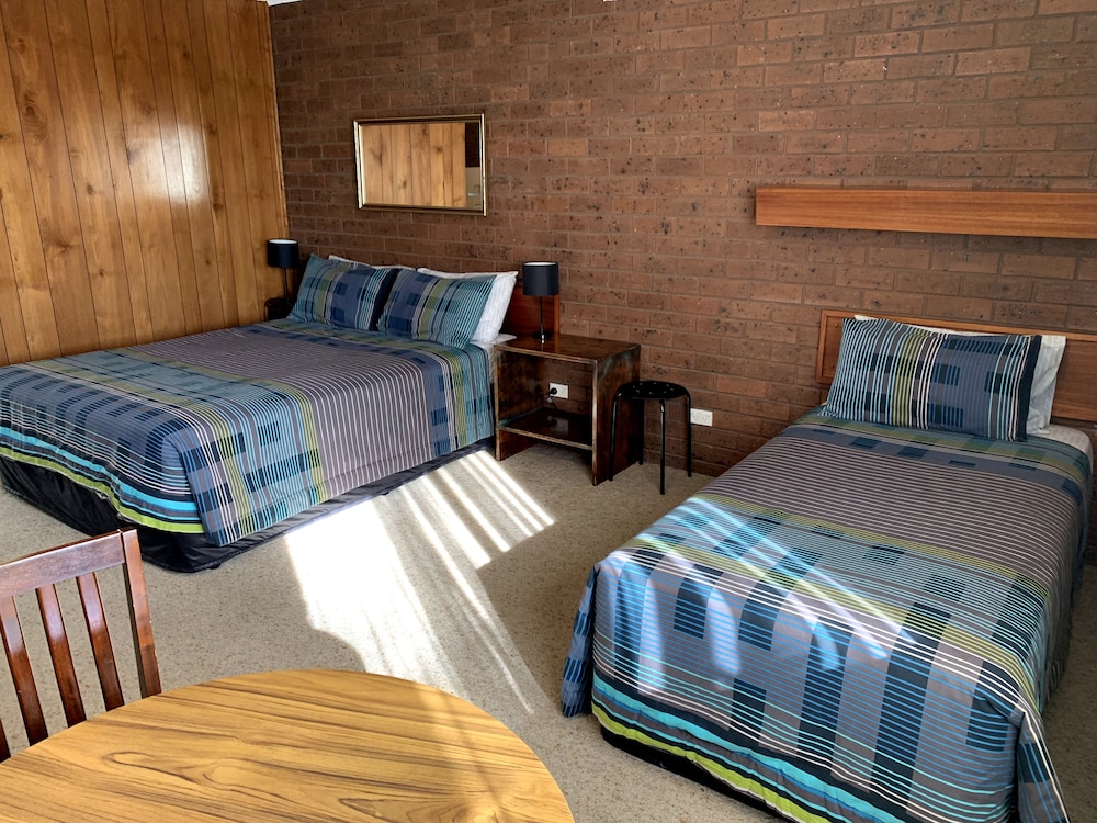 Standard Triple Room photo 3
