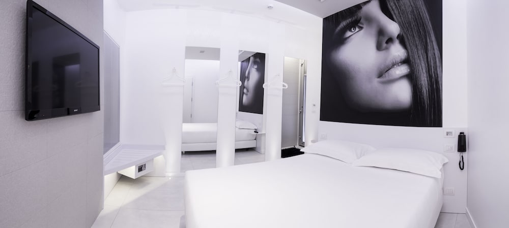 Two Double adjoining rooms photo 2