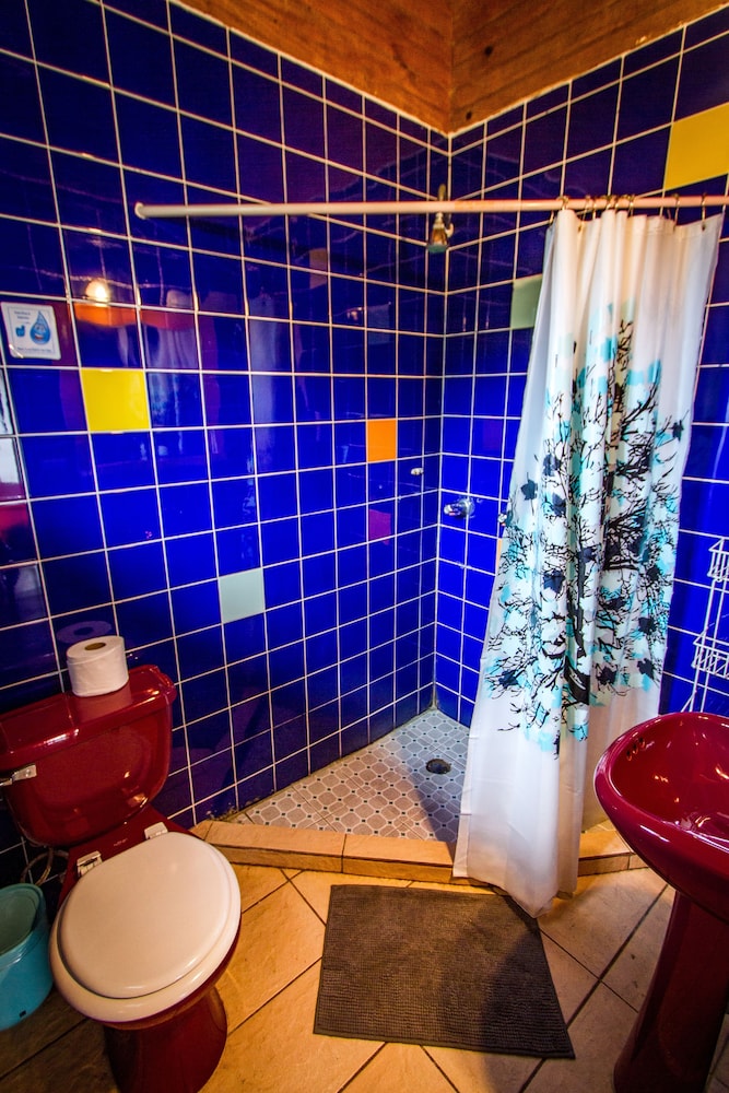 Standard Double Room, 1 Double Bed, Private Bathroom, Partial Sea View photo 3