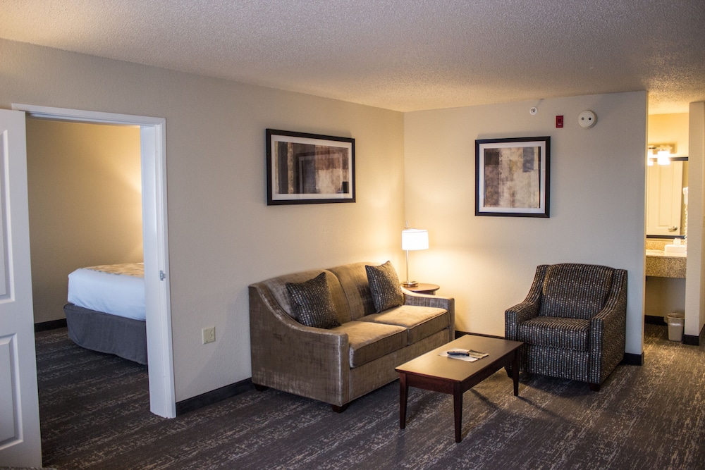 Suite, Queen Bed with Sofa Bed, Non Smoking - Photo 2