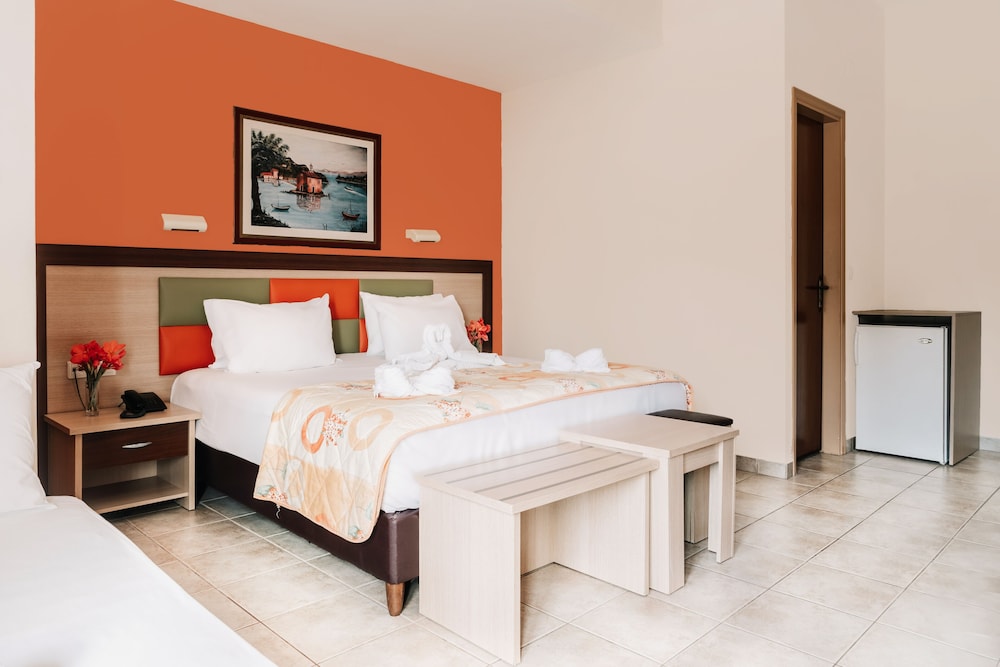 Standard Double or Twin Room - Photo 2